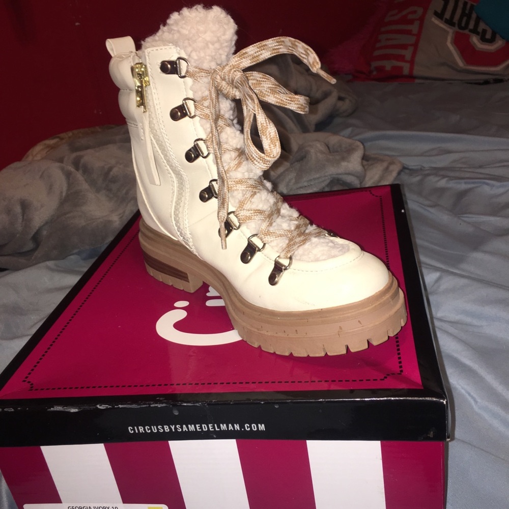 Georgia Ivory boots